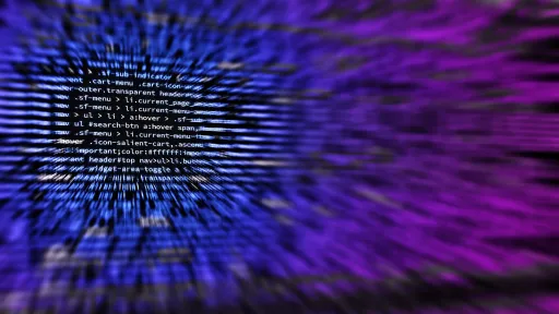 Maintenance corrective évolutive Drupal.Texte flou en bleu et violet, effet de zoom.